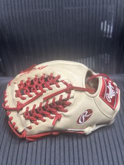 Rawlings Baseball Glove