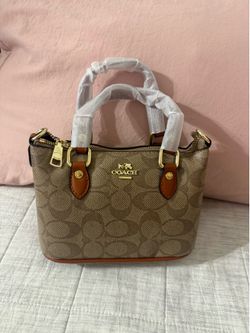 Coach Handbag/Crossbody