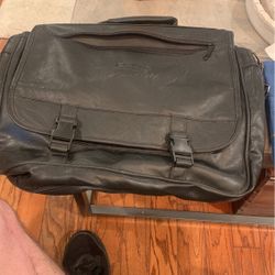 Black Laptop Shoulder Bag