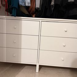 White IKEA Kilberget 6-Drawer Dresser – Great Condition