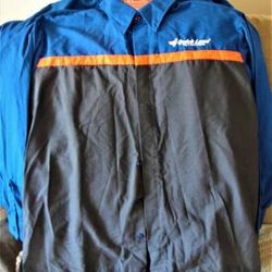 Ford Quick Lane Shirt .. Dealership Technician .. long sleeve .. very good condition without name patch .. size XL .. Professionally Cleaned. Smoke fr