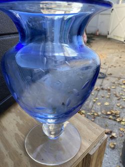 Glass vase