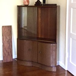 Art Deco China Cabinet