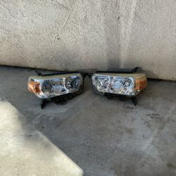 10-14 4Runner Headlights 