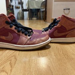 Woman’s Jordan Shoes