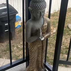 Statue