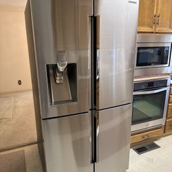 Like New SAMSUNG CHEF Collection Dual Zone Refrigerator