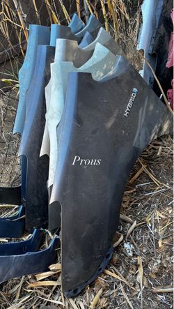 2004-2009 Prius Fenders Available