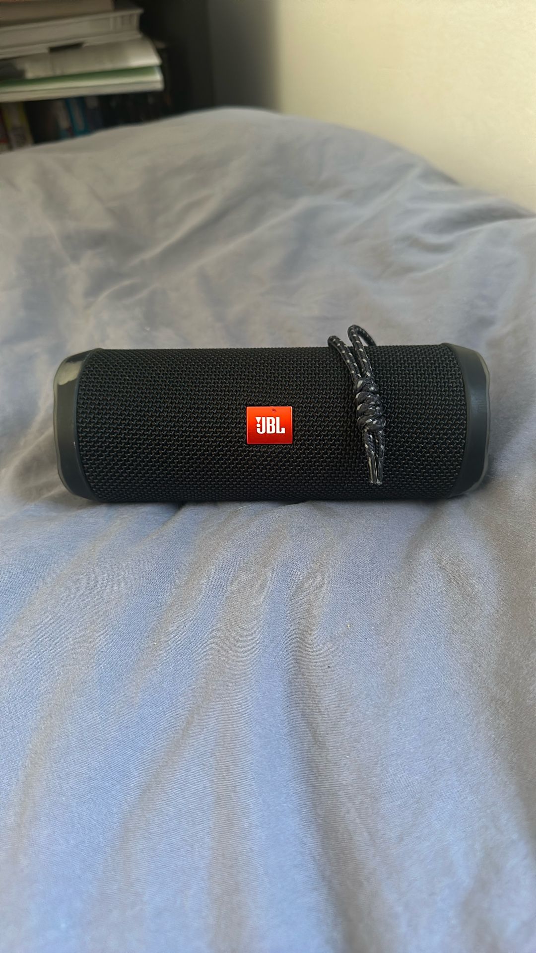 JBL flip 4