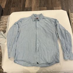 Untuckit blue button down dress shirt size large
