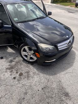 2011 Mercedes Benz c300 4matic
