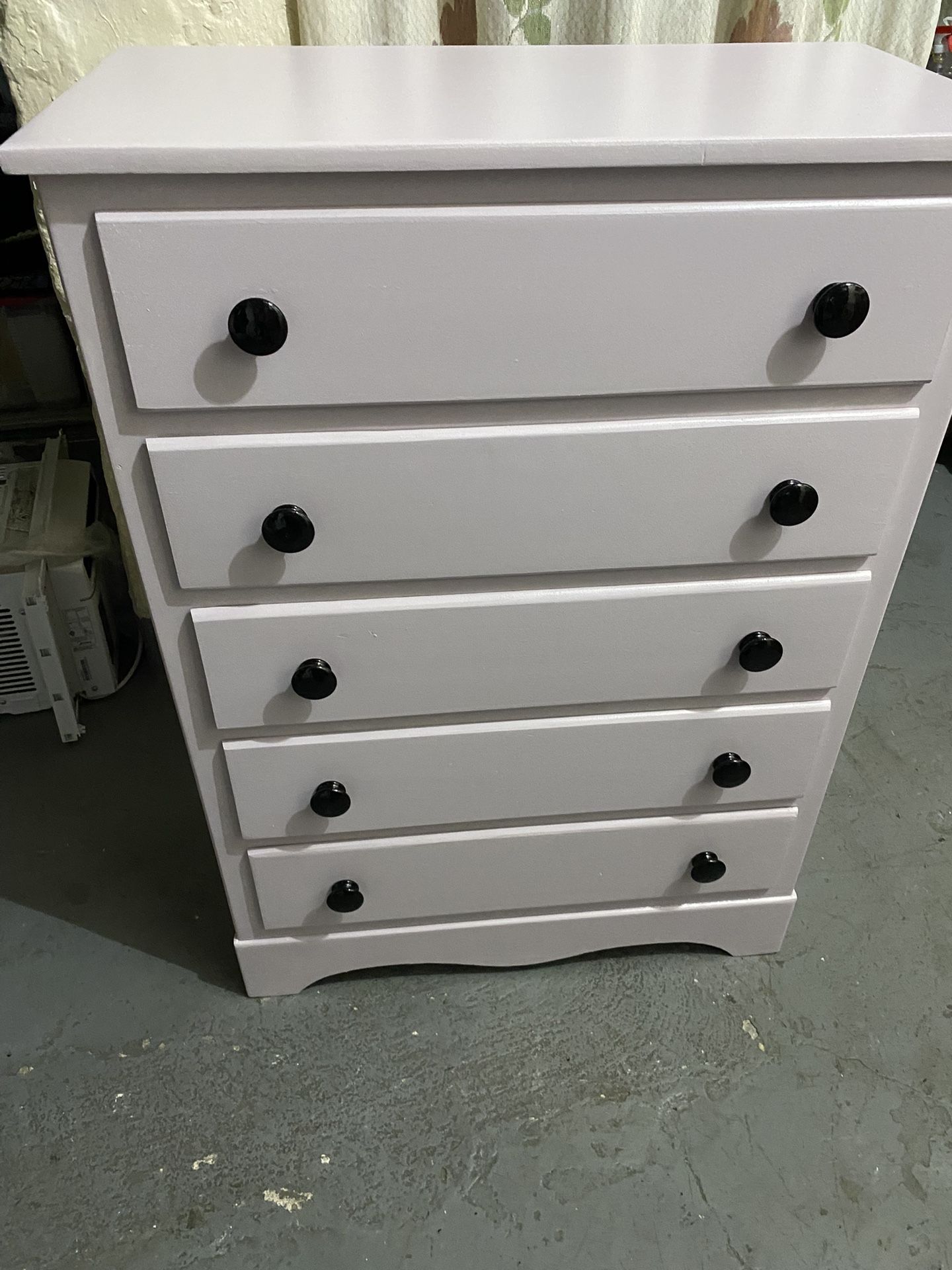 Wooden Dresser with 5 Drawers