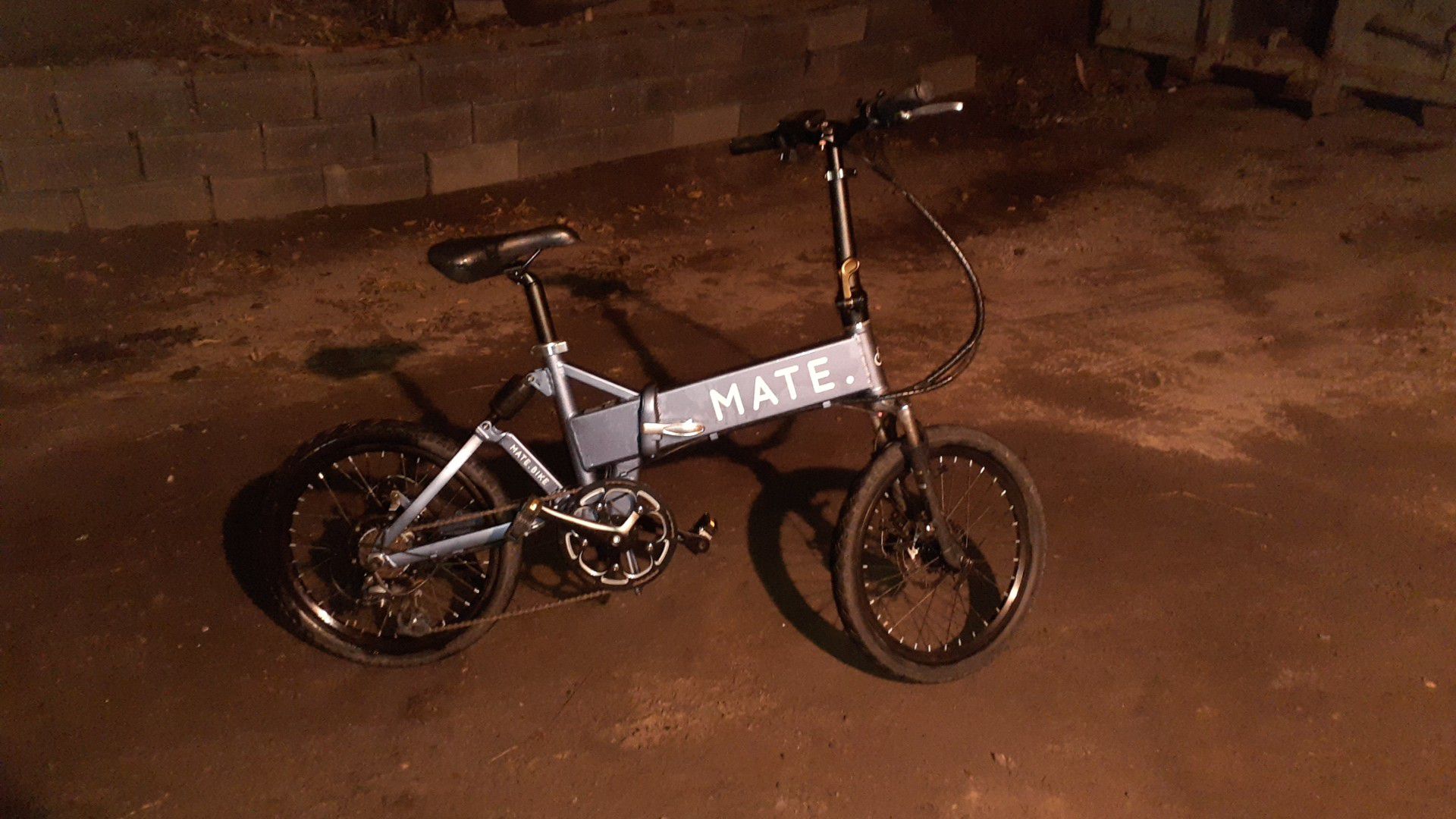 Mate fold up electric bike