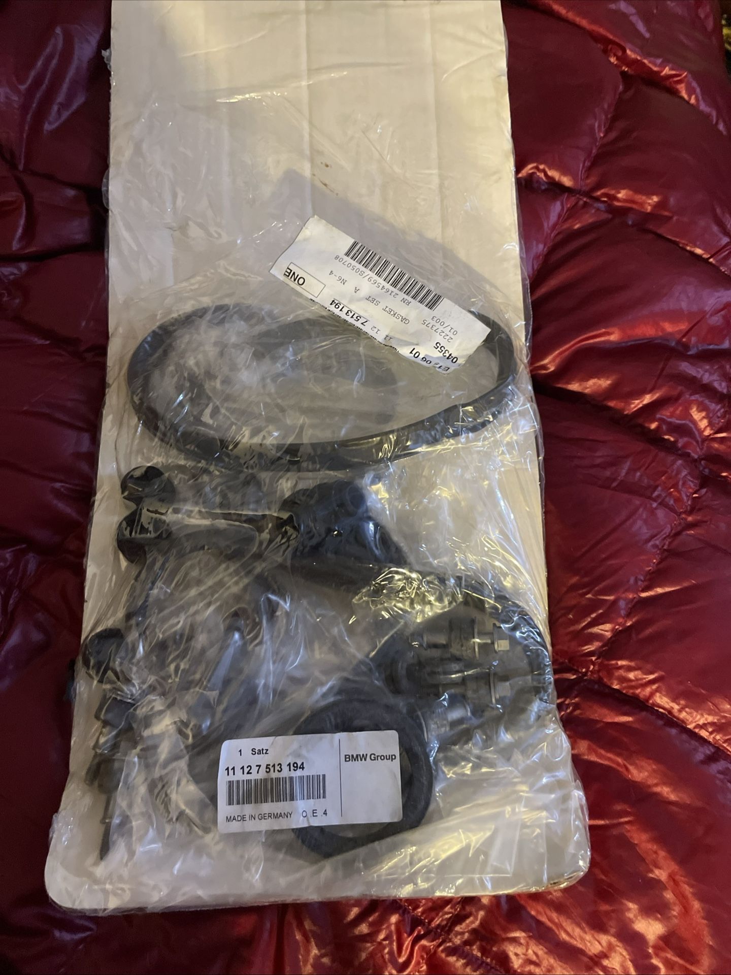 New Old Stock OEM BMW Cylinder Head Cover Gasket Kit Set Made In Germany