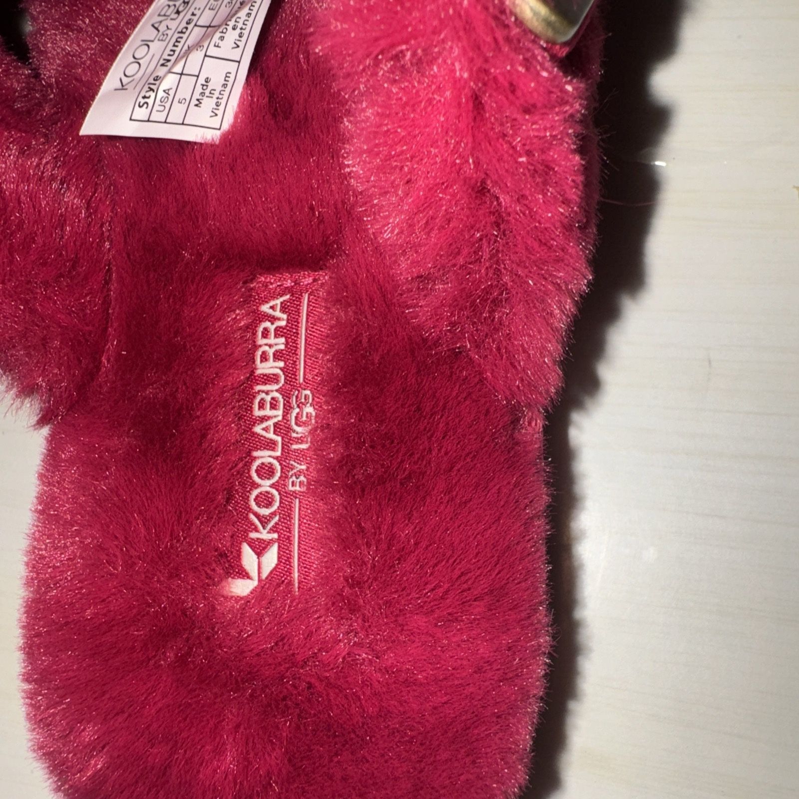 Kookaburra By UGG Slippers Or Slides