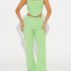 Fashion Nova Green Summer Vibes Outfit 