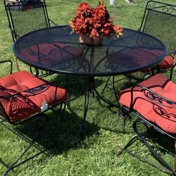 Patio set Wrought Iron