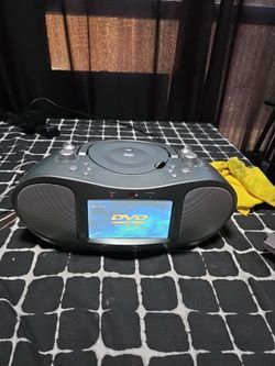 Durabrand Portable DVD Player with Radio