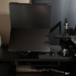 Samsung Odyssey G6 Gaming Monitor