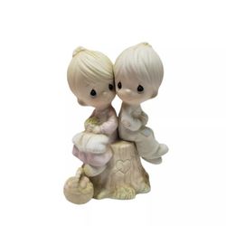 Precious Moments E-1376 "Love One Another" Boy & Girl On Tree 1978 Figurine Vtg