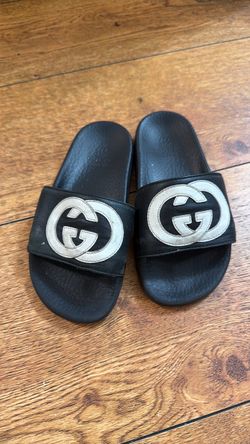 Kid Gucci slides size 12