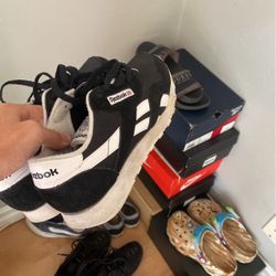 men’s Reeboks 