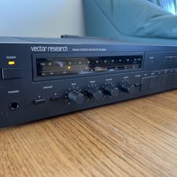 Vector Research FM/AM Stereo Receiver VR-2200A