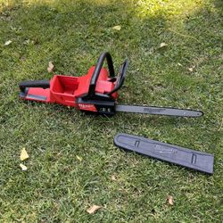 Milwaukee Chainsaw M18 Fuel 16”