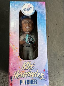 Kiké Hernandez pitcher bobblhehead