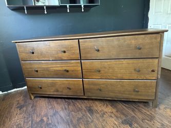 6-Drawer Wood Dresser