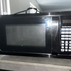 Hamilton Microwave 1350W