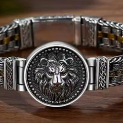 * NEW ** LUCKY PENDANT VINTAGE HANDMADE BRACELET 22 cm.** STERLING  SILVER 67.5 gr.** LION HEAD ** Tsavorite Garnet stone ** GIFT BOX INCLUDING **