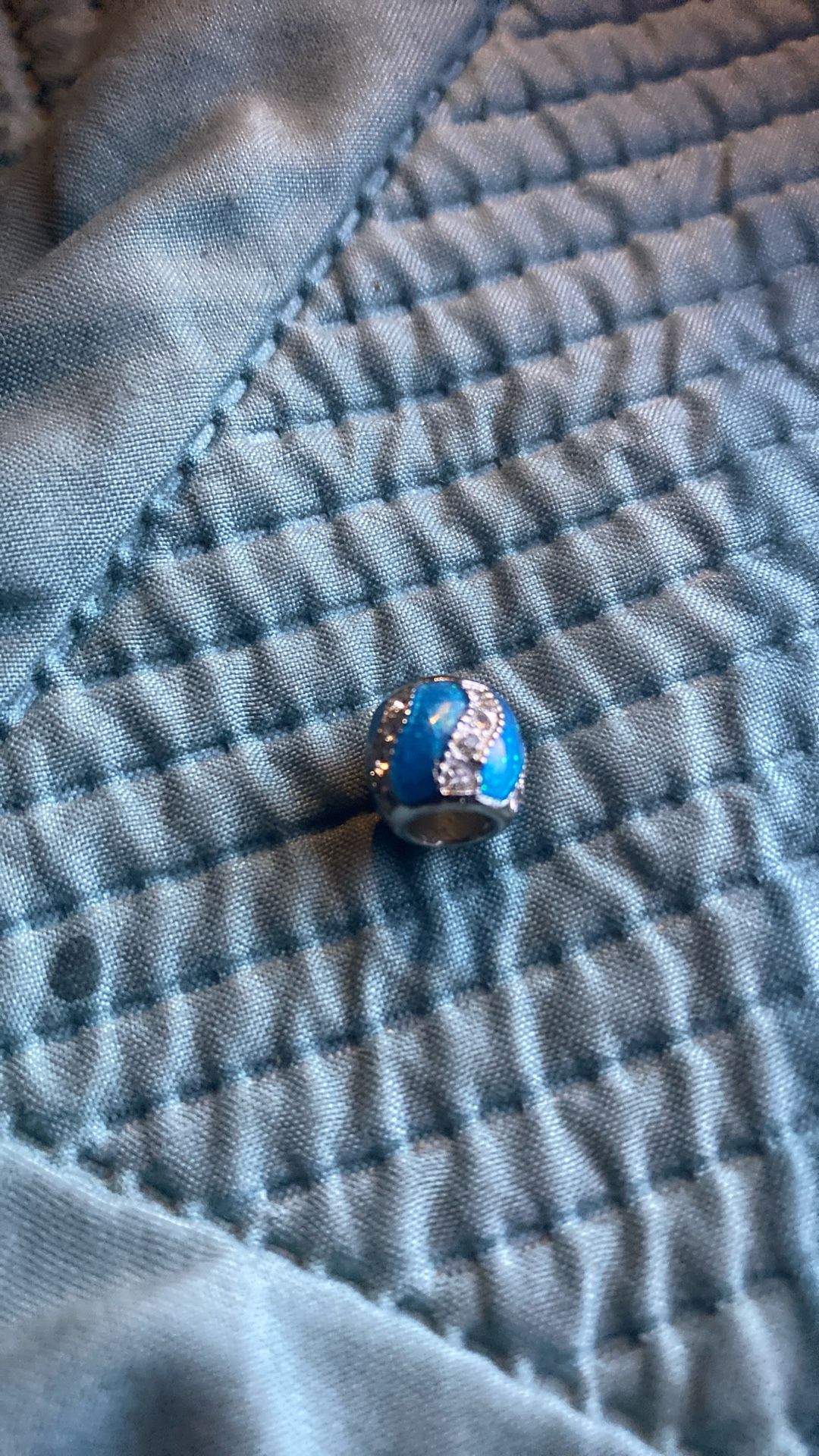 Pandora, Blue Wave Charm