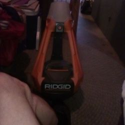 Ridgid Self Balancing Hybrid 18v Worklight