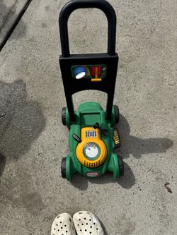 Outside Play Lawn Mower