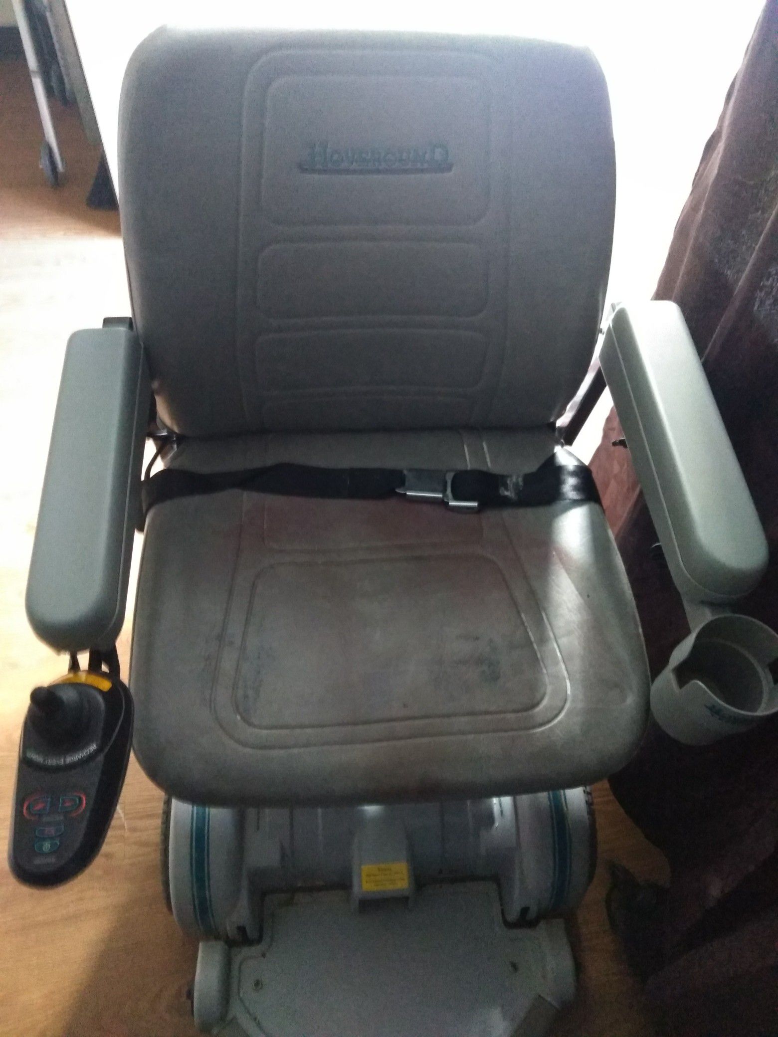 Hoover round power chair like new