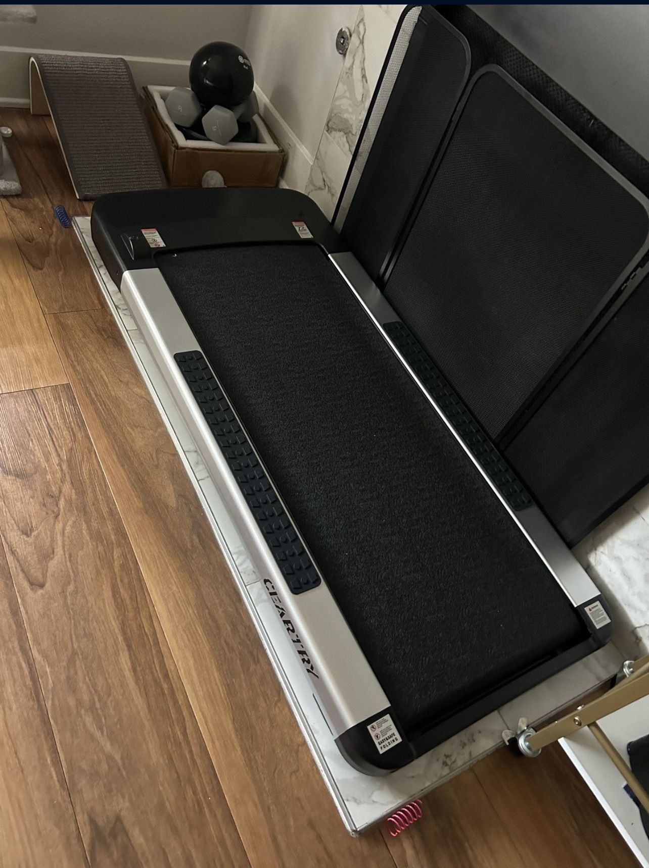 Treadmill / Walking Pad 