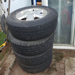 Tires and wheels  ford scape