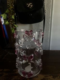 Flower vase