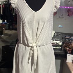 NWOT caution to the wind romper