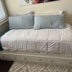 Twin bed  platform with three storage drawers