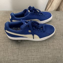 Suede Puma Sneakers 6.5US