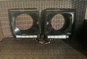 2012 2013 2014 2015 2016 2017 2018 Mercedes-Benz G-Class G63 G550 Front Left & Right Headlight Bezel OEM