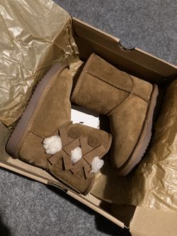 Girls UGGs