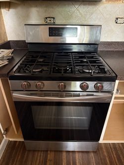 Samsung Stainless Steel 5-Burner Gas Range/Oven