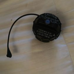 OEM Mitsubishi Fuel Gas Cap – Fits Lancer, Outlander, Eclipse, Mirage (Factory Part) 