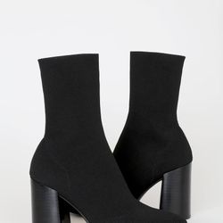 Steve Madden Black Sock Pointed Toe Boots