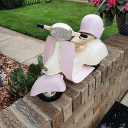 Doll 18' Scooter W Helmet