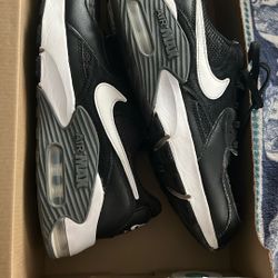 Air Max Excee
