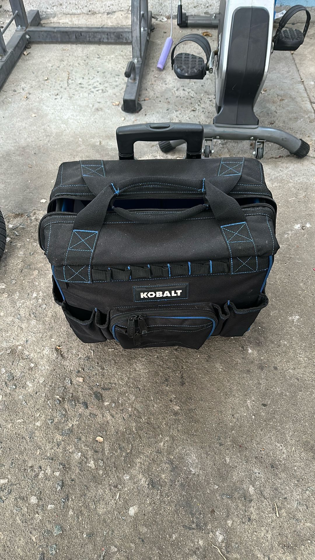 KOBALT ROLLING TOOL BAG